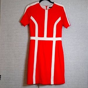 Red dress, you will look slim in it